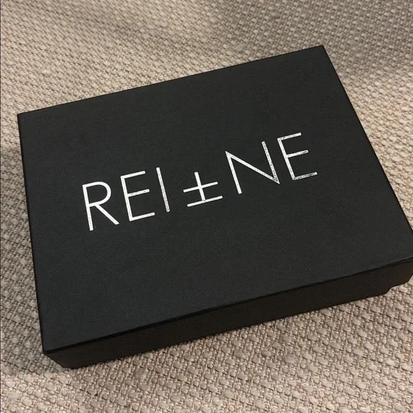 Zodiac Light-up REINE Clutch - Picture 8 of 13